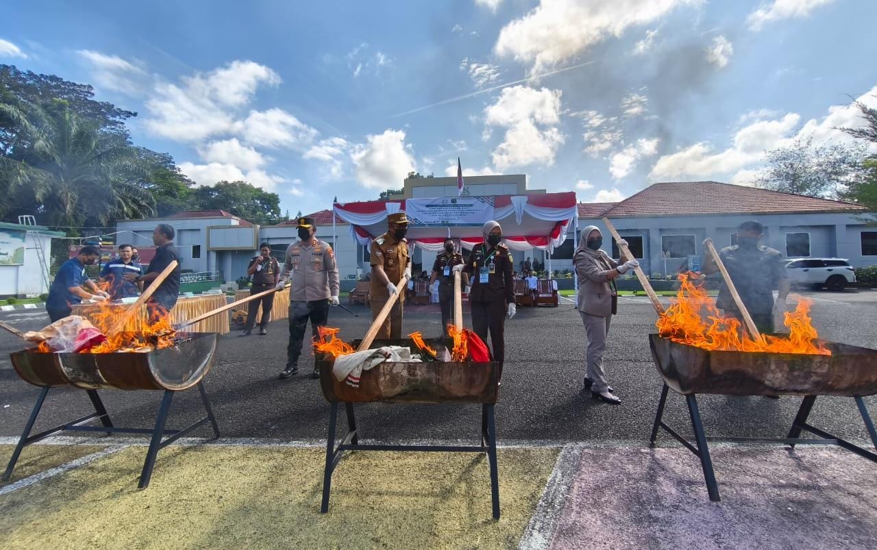 Sudah Inkrah, Barang Bukti 45 Perkara Akhirnya Dimusnahkan Kejari Kepahiang