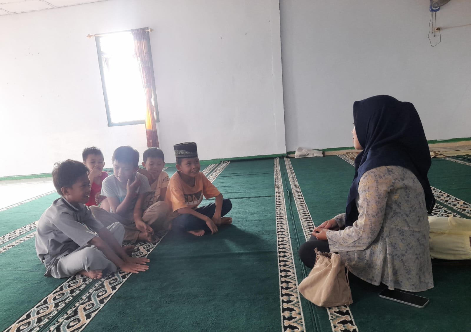 Program Ashar Mengaji, Penyuluh KUA Bina Anak-Anak Hingga Remaja Baca Tulis Al-Qur'an