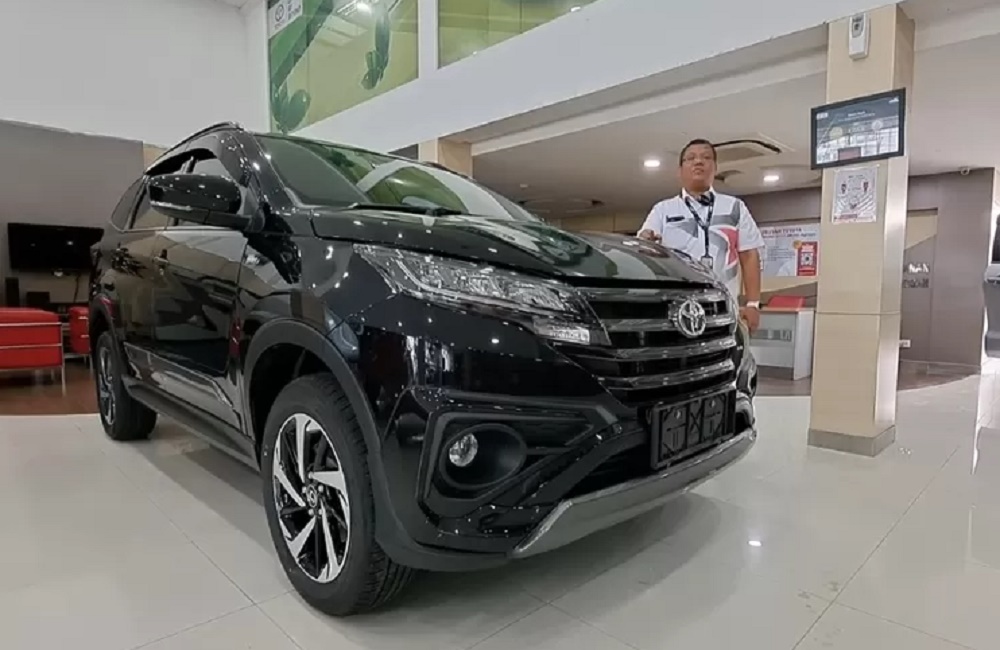 Jangan Dilewatkan Fitur Lengkap Toyota Rush GR Sport 2023, Semuannya Ada Disini!