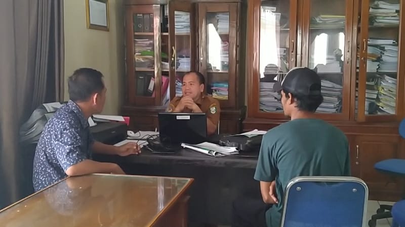 Diduga Selingkuh, Oknum Kades di Kecamatan Ujan Mas Dilaporkan Warga ke Inspektorat