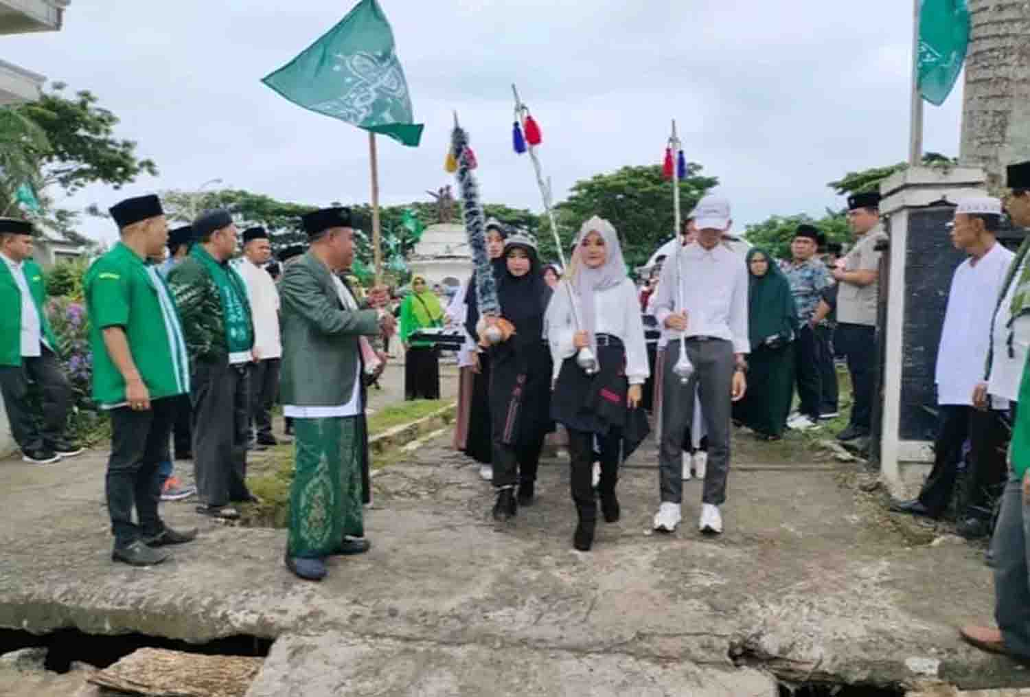 KBNU Gelar Pawai Ta'aruf