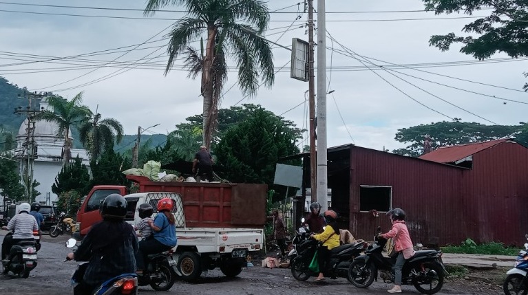 Tunggu Kelurahan Siap, TPS Tengah Kota Saat Ini Belum Ditutup Permanen