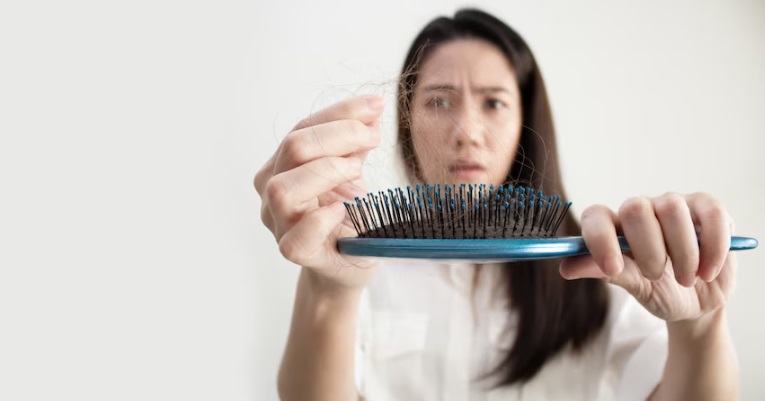 5 Obat Herbal Yang Dipercaya Ampuh Atasi Rambut Rontok, Solusi yang Aman dan Alami