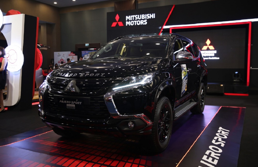 Di Atas Pajero Sport Dakar Ultimate, Mitsubishi Pajero Sport Rockford Fosgate Black Edition SUV Berkelas