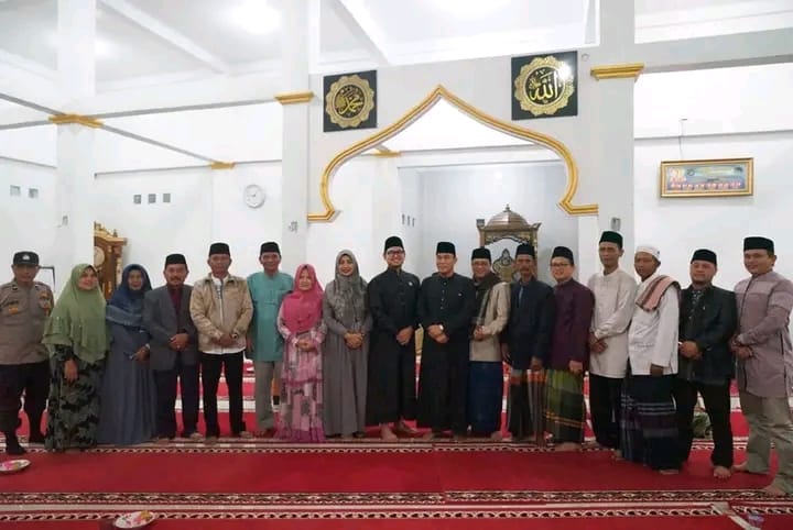 Dipimpin Wabup H Zurdi Nata, Pemkab Kepahiang Safari Ramadan di Desa Mekar Sari