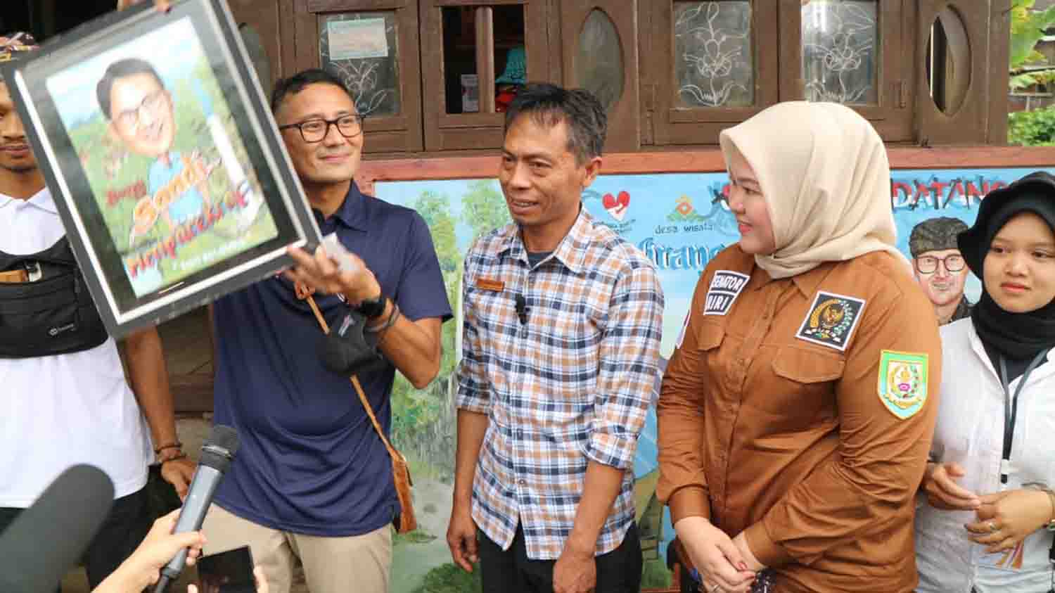 Bergandengan Tangan Bangkitkan Wisata Bengkulu