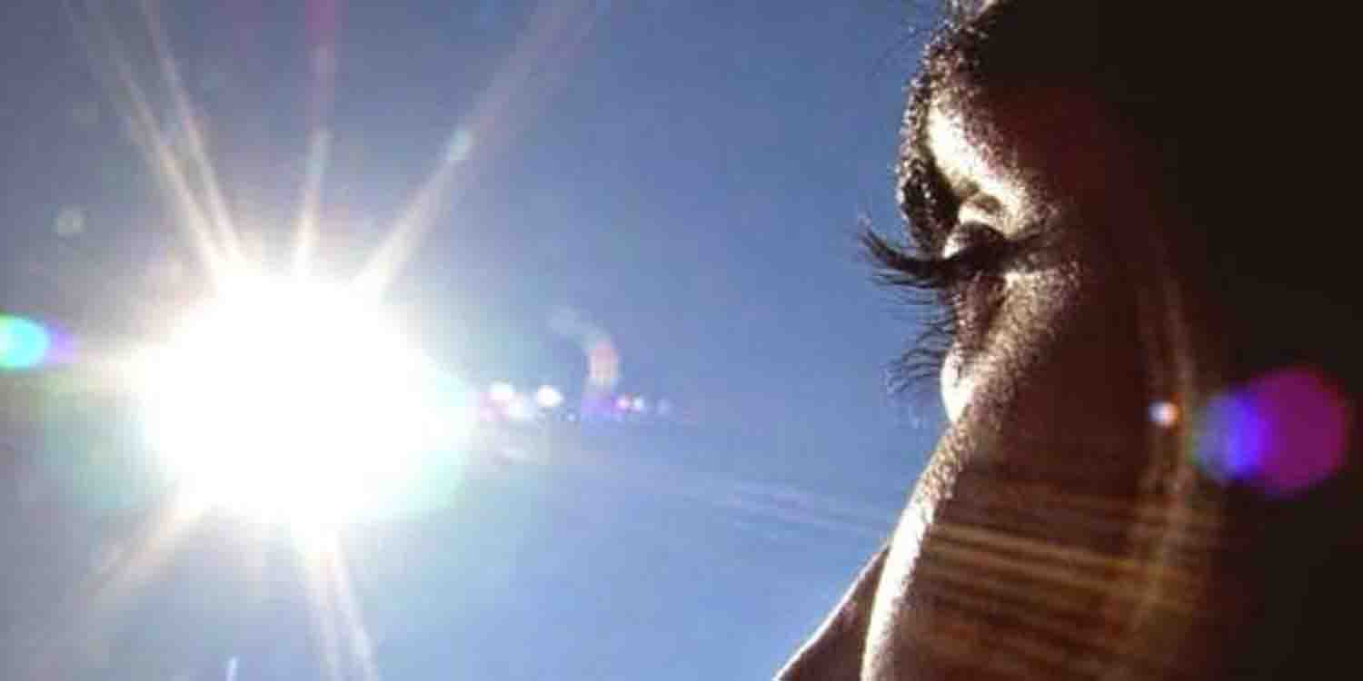 Bahaya Sinar UV Saat Cuaca Panas, Tak Cukup Hanya Pakai Sunscreen, Simak Penjelasannya.!