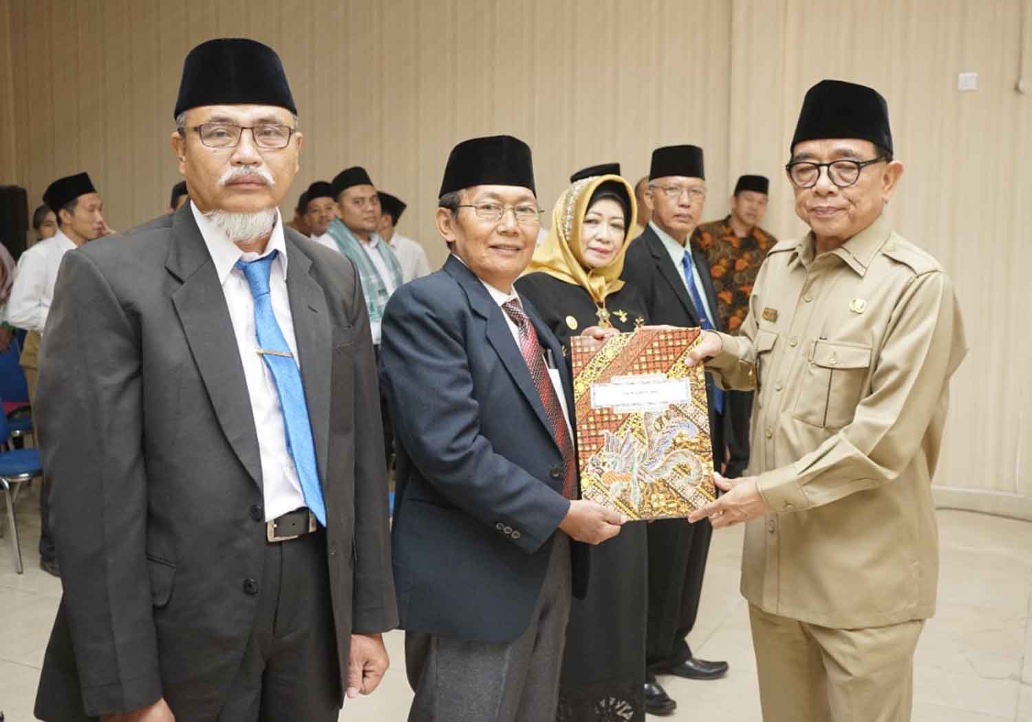 Tingkatkan Efektivitas dan Efisiensi Pelayanan, Bupati Kepahiang Lantik Pimpinan Baznas Periode 2022-2027