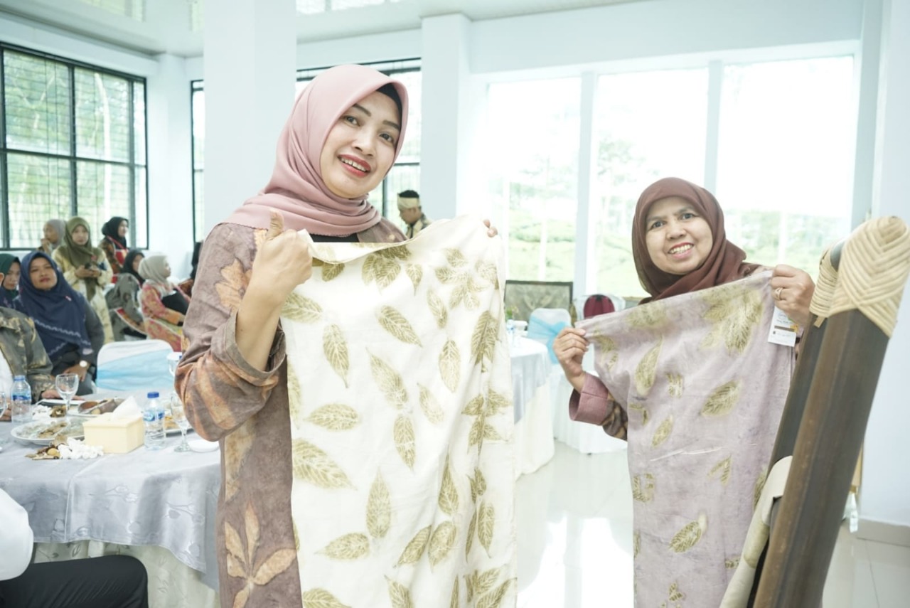 Batik Ecoprint Jadi Peluang Bagi UMKM