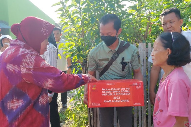 Belasungkawa Presiden dan Mensos, Keluarga Korban Pohon Tumbang di Bengkulu Terima Bantuan Rp30 Juta