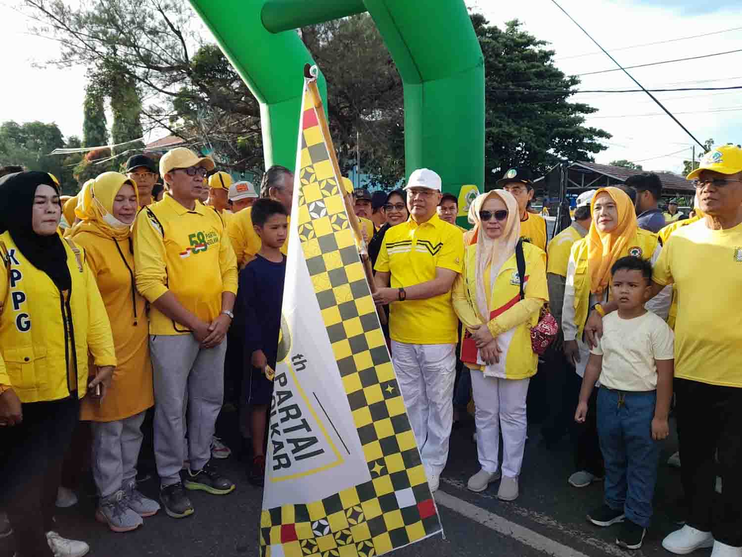 HUT ke-58, DPD Golkar Bengkulu Gelar Jalan Sehat