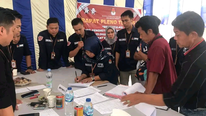 Menang Telak dari 3 Caleg Terpilih, Edwar Samsi Duduki Kursi Pertama DPRD Provinsi Bengkulu Dapil Kepahiang V
