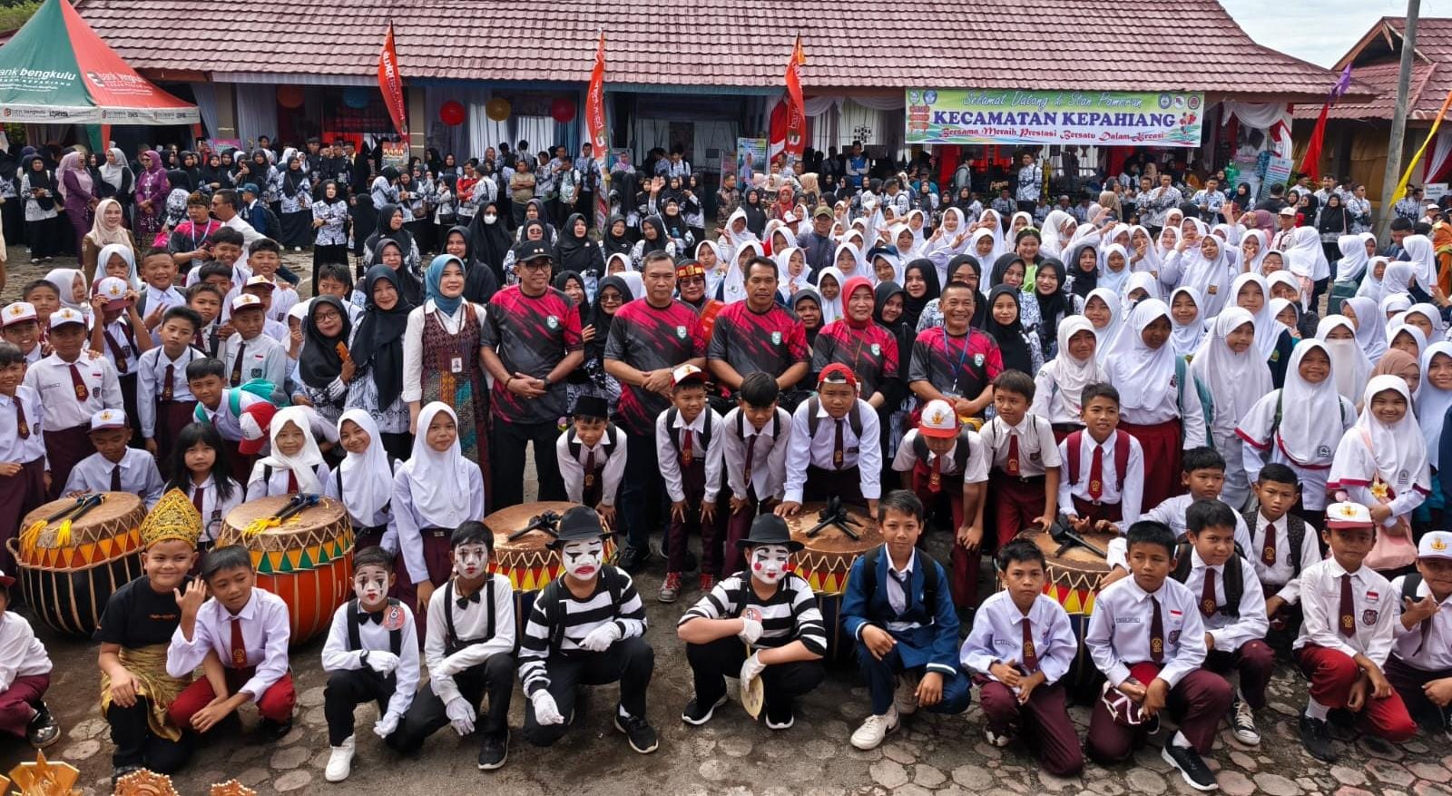 FLS2N Dikbud Kepahiang Dibuka Langsung Bupati Kepahiang Zurdi Nata.