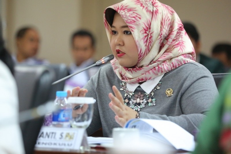 Tegas, Senator Riri Ingatkan Kembali Pemerintah Soal Pupuk