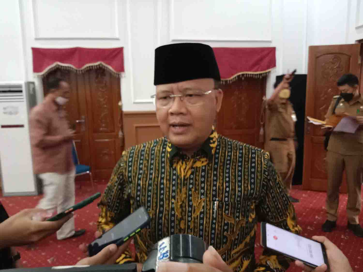 Gunakan Batik Basurek