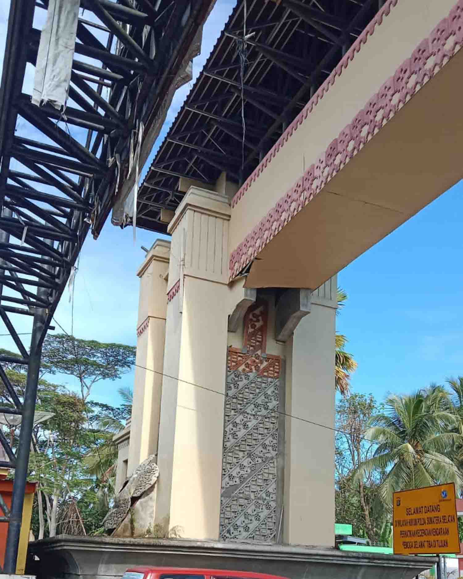 Pembangunan Gapura Batas Bengkulu-Sumsel Diduga Belum Selesai