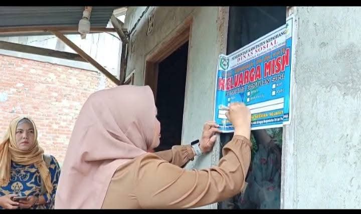 Soal Stiker Miskin Penerima Bansos, Dewan Sarankan Dinsos Lakukan Sosialisasi