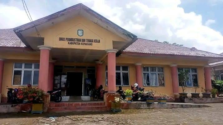 Disperinnaker Ingatkan Perusahaan Tak Sembarang PHK Karyawan, Sektor Industri di Kepahiang Masih Stabil