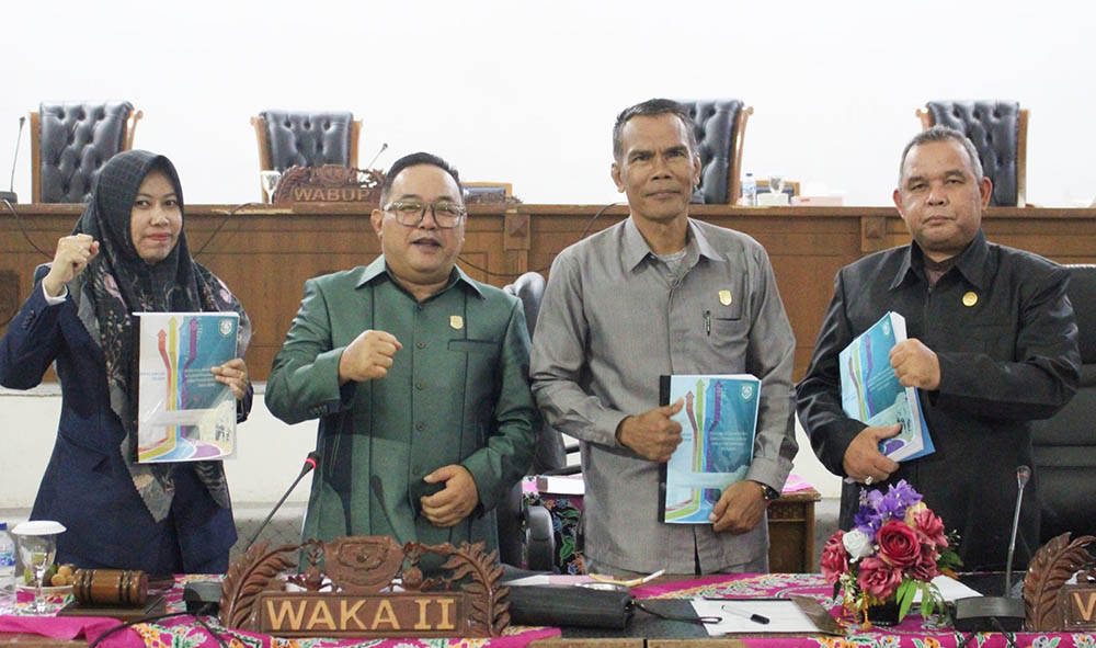 Diserahkan ke Komisi, Pimpinan DPRD Kepahiang Tekankan Raperda RPJPD Dibahas Maraton