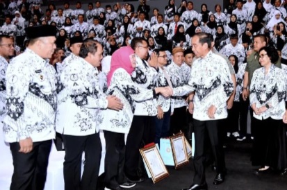Presiden Jokowi: Guru Bukan Sekadar Suri Teladan, Tetapi Penentu Peradaban