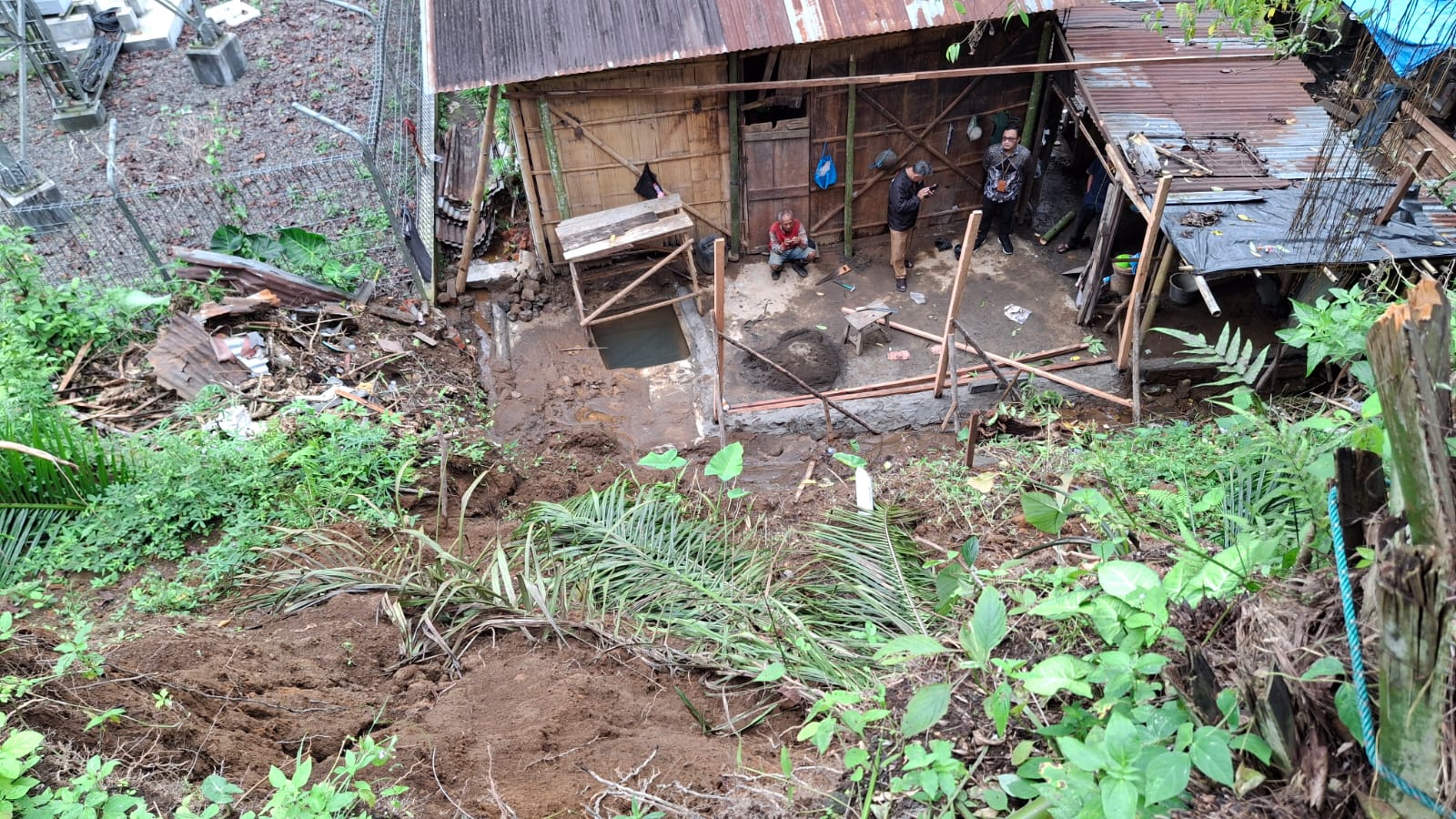 Dapur Rumah Warga Dusun Kepahiang Luluh Lantak Dihantam Longsor, BPBD: Rata dengan Tanah!