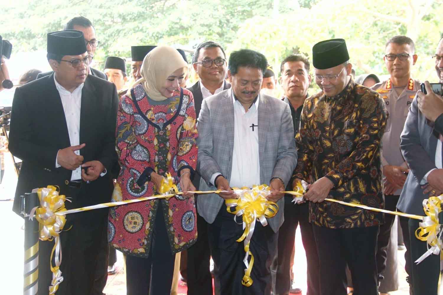 Berlangsung Meriah, Gedung Layanan Akreditasi A Perpustakaan Daerah Provinsi Bengkulu Diresmikan