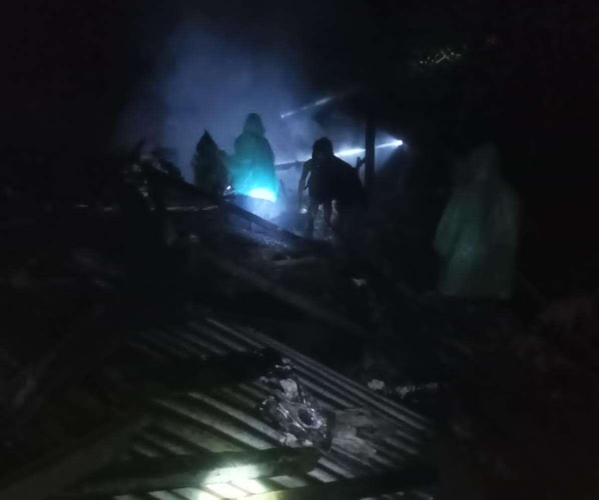 Merugi Ratusan Juta, Terungkap Ini Penyebab Rumah Petani Sosokan Taba Ludes Terbakar!
