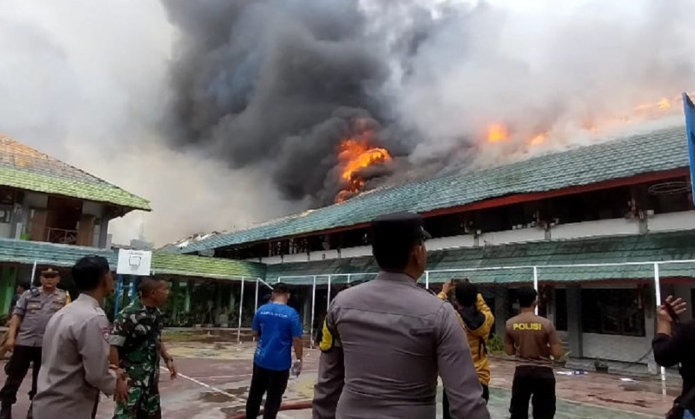Puluhan Ruangan Hangus Terbakar, Begini Kronologi Lengkap Kebakaran SMKN 3 Kota Bengkulu!