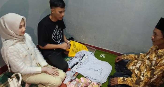 Donasi Nyaris Tembus Rp1 Miliar, Penjual Es Teh Mendadak Jadi Sultan Usai Dihina Gus Miftah