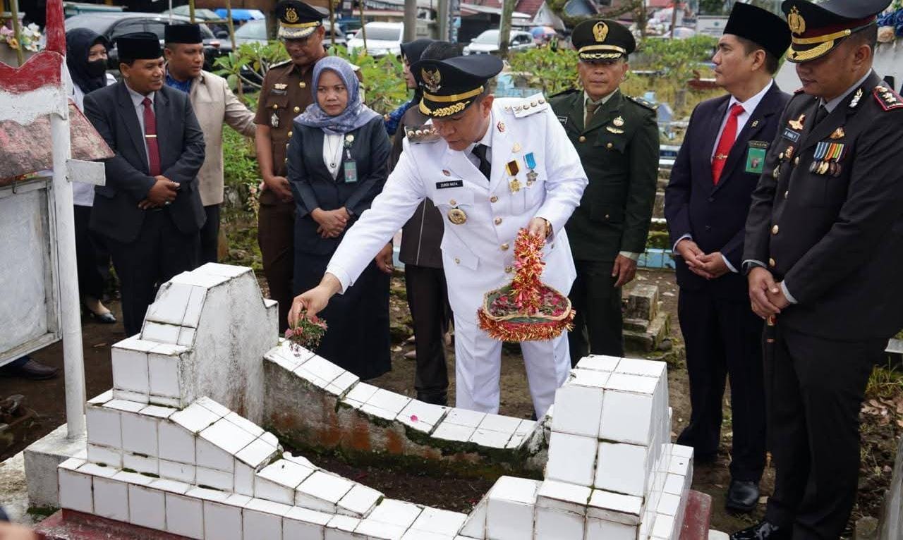 Minta Pertimbangan TAPD, Bupati Kepahiang Upayakan Pemindahan Makam Pahlawan ke TMP