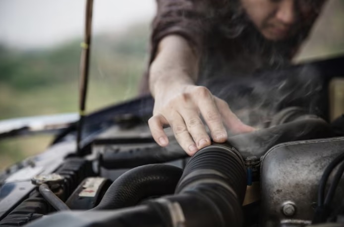 Tanda-Tanda Mobil Bakal Overheat Berikut Cara Mencegahnya