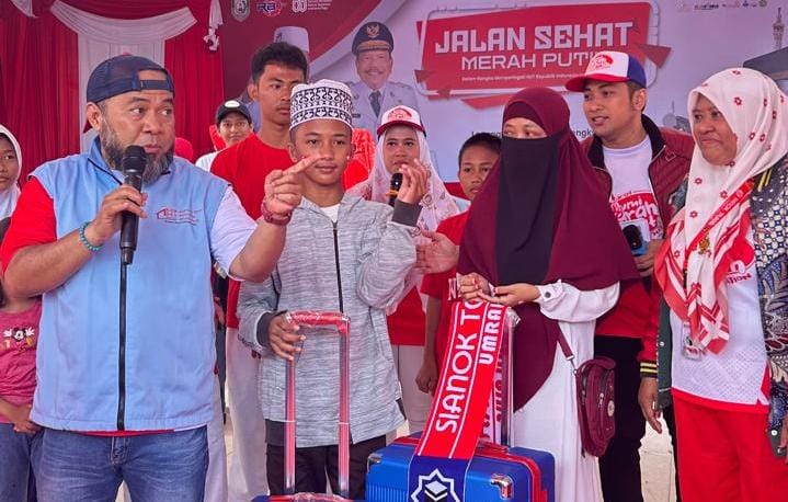 Jalan Sehat Merah Putih, Marbot Masjid Bengkulu Tengah Dapat Tiket Umrah Gratis