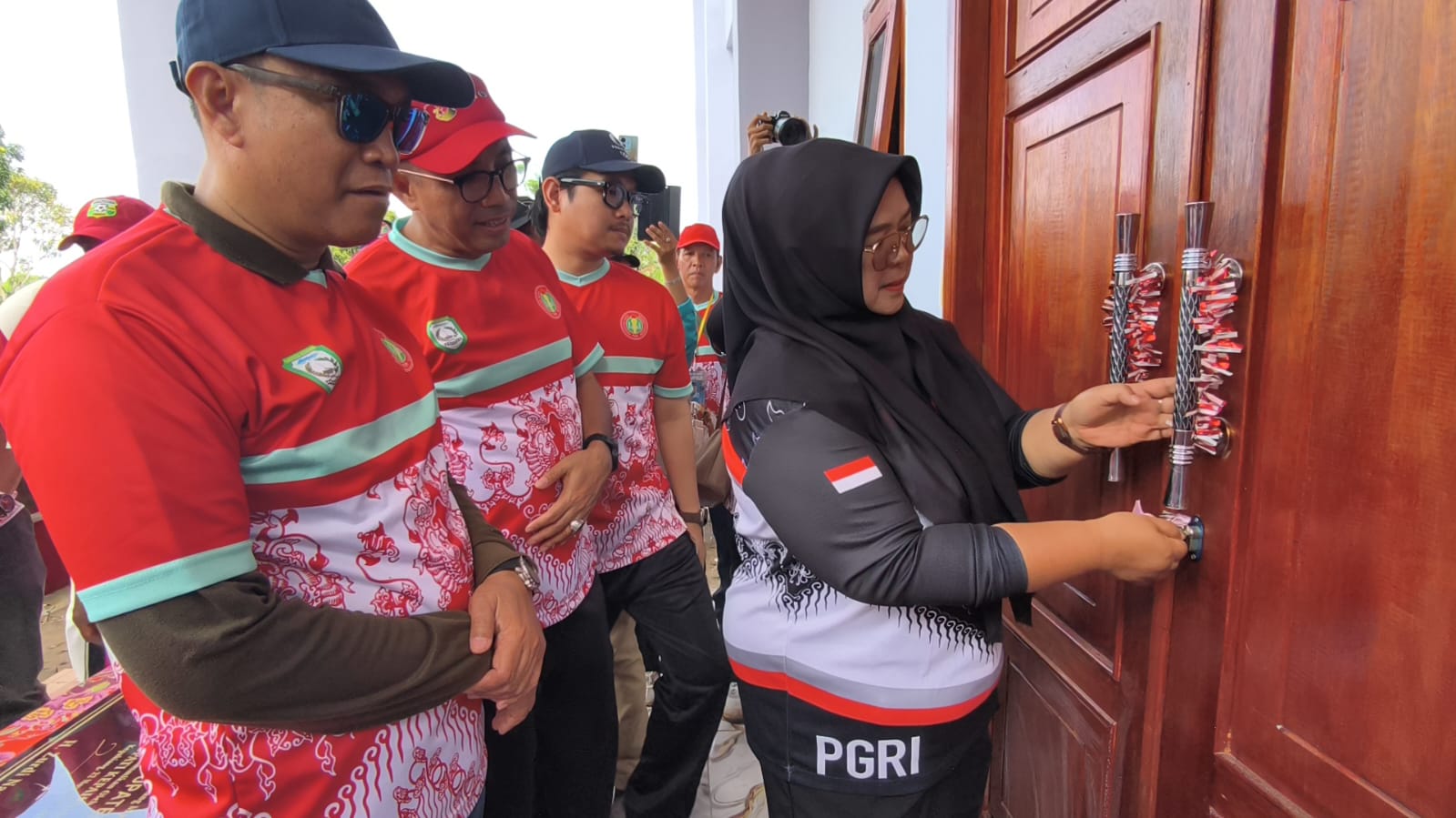 Gedung PGRI Kepahiang Hasil Iuran Anggota Diresmikan, Bupati: Semangat Tingkatkan Mutu Pendidikan!