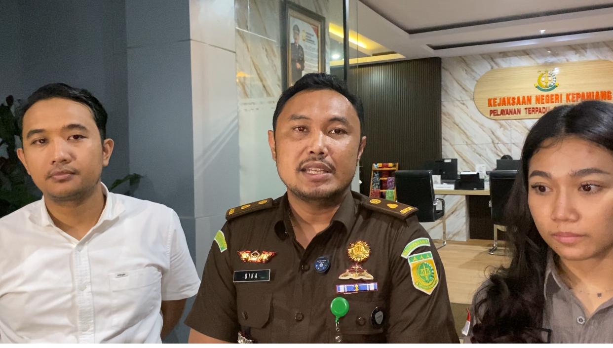 Dijemput Paksa Jaksa, Tsk Penyedia UPS RSUD Tak Berada di Rumahnya!