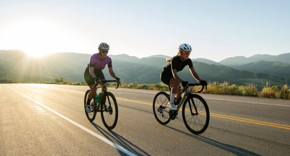 Perbandingan Manfaat Sepeda Outdoor dan Sepeda Statis Untuk Kesehatan
