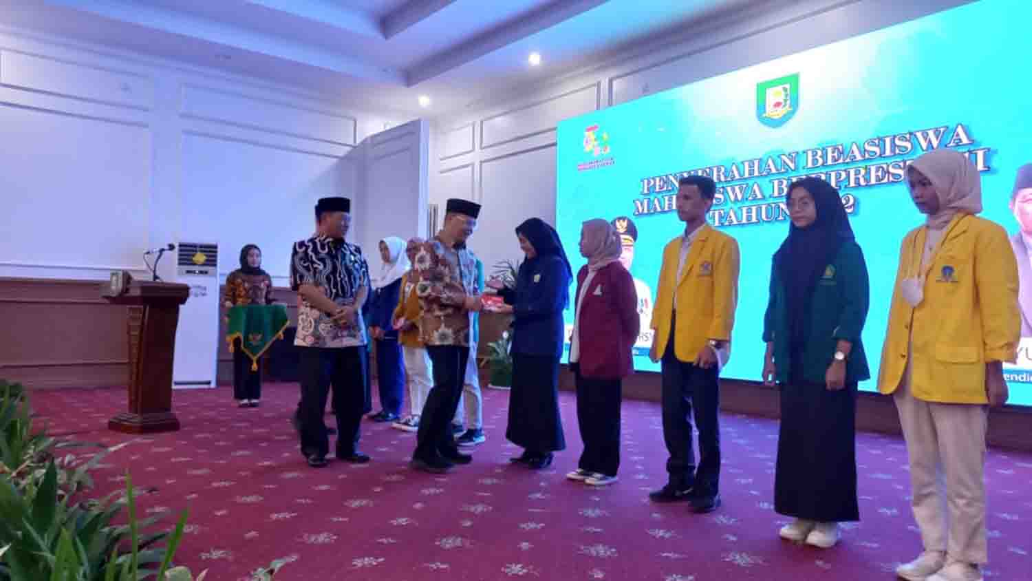 Tahun Depan, Pemprov Realisasikan Program Beasiswa Kuliah Ketua OSIS 