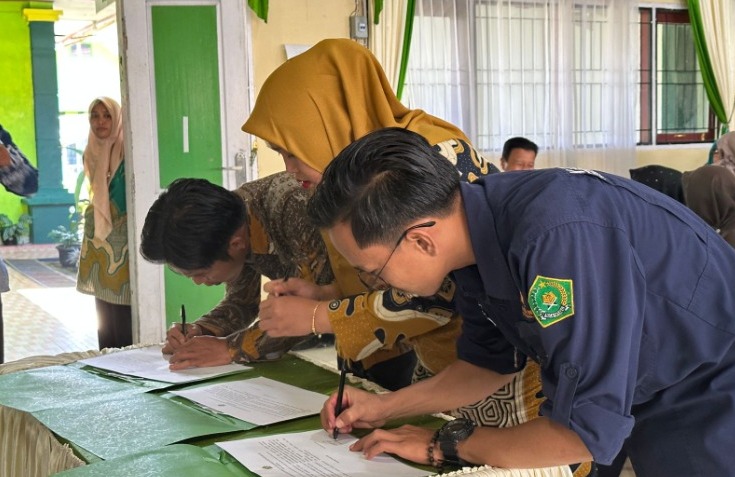 75 PPNPN Kemenag Kepahiang Teken Fakta Integritas, Ingatkan 5 Budaya Kerja!