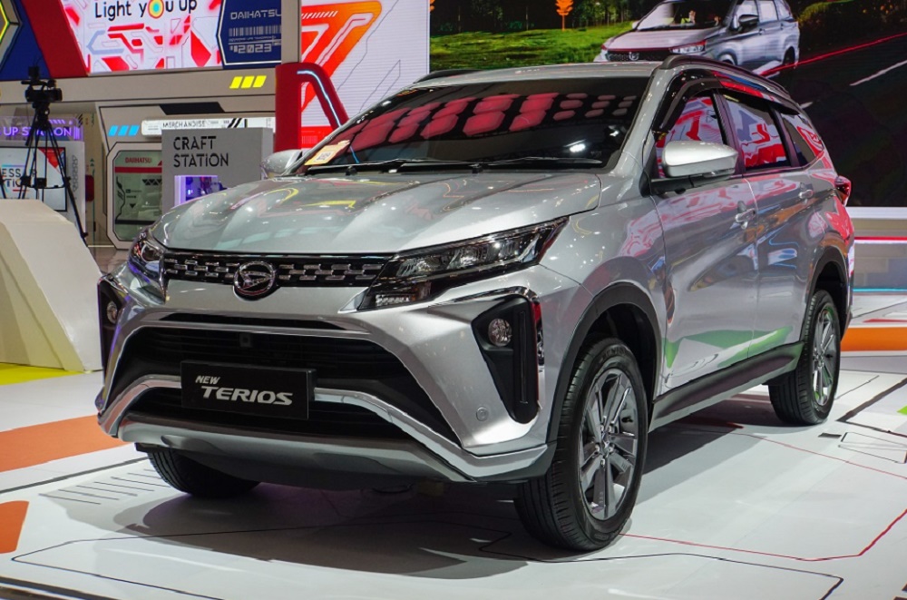 Daihatsu Terios Facelift Resmi Hadir, Toyota Rush Sampai Saat Ini Menyisakan Tanda Tanya