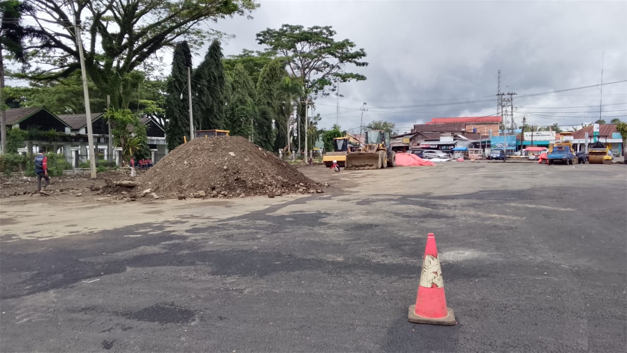 Lewat Tahun Anggaran, Proyek Revitalisasi Terminal Kepahiang yang SPH Masih Terus Berjalan