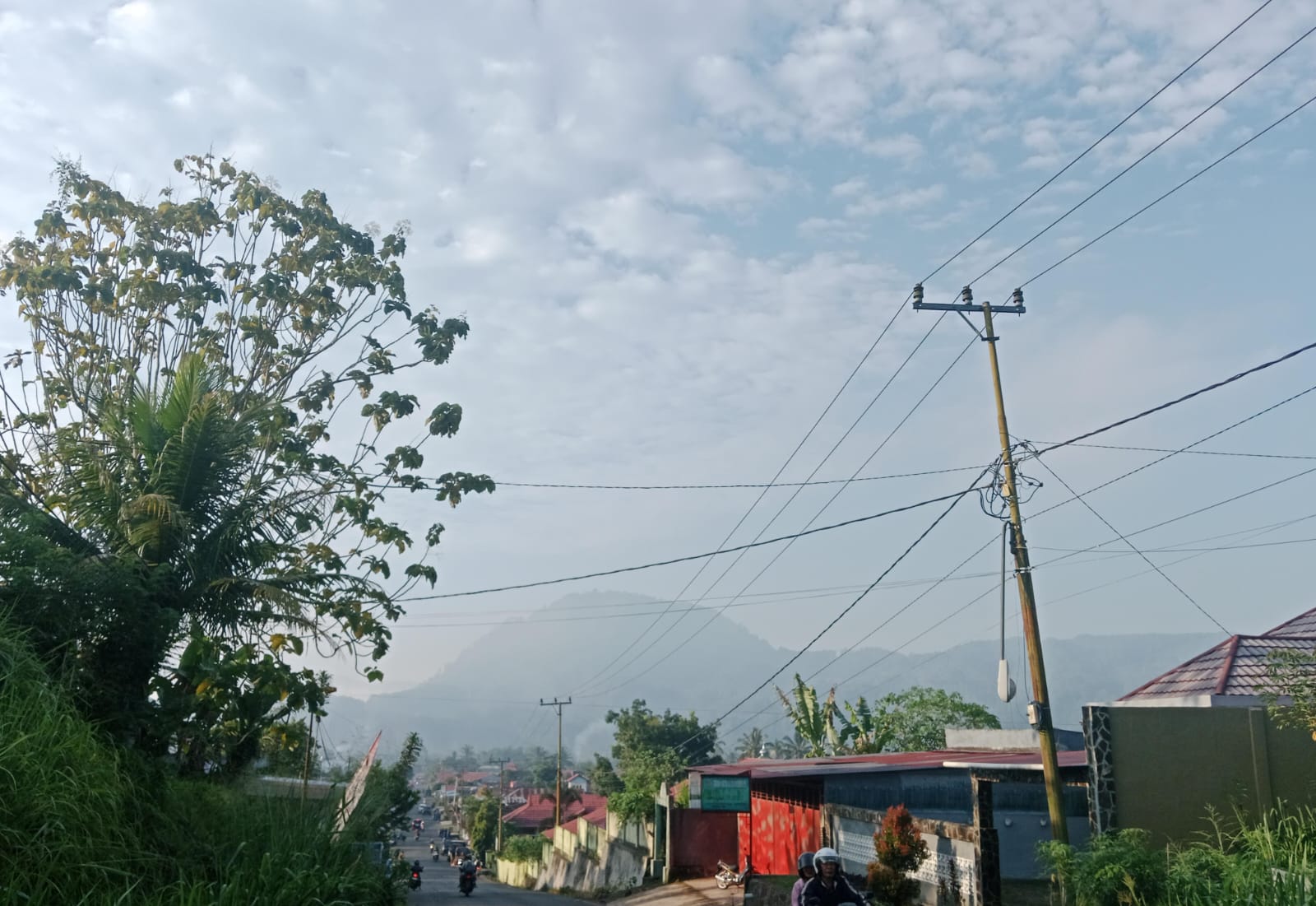 Bupati Kepahiang Targetkan LPJU Tengah Kota Menyala Tahun Ini