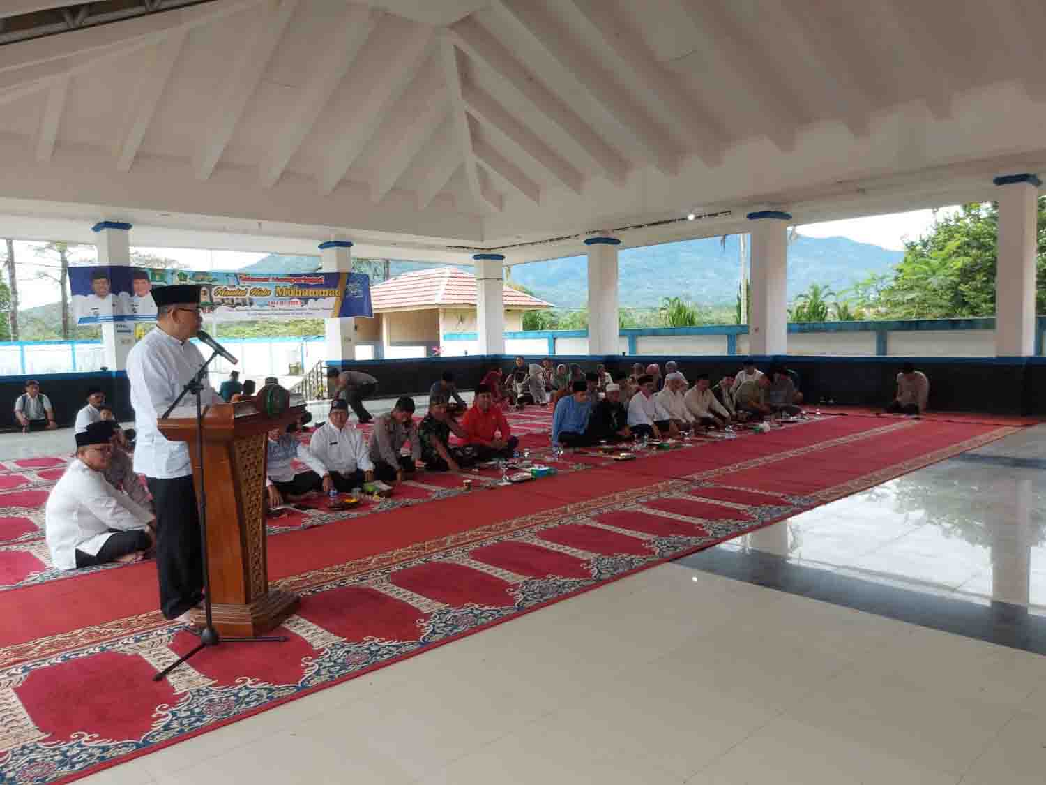 Gelar Maulid, Mustarani Ajak Masyarakat Mentauladani Nabi Muhammad