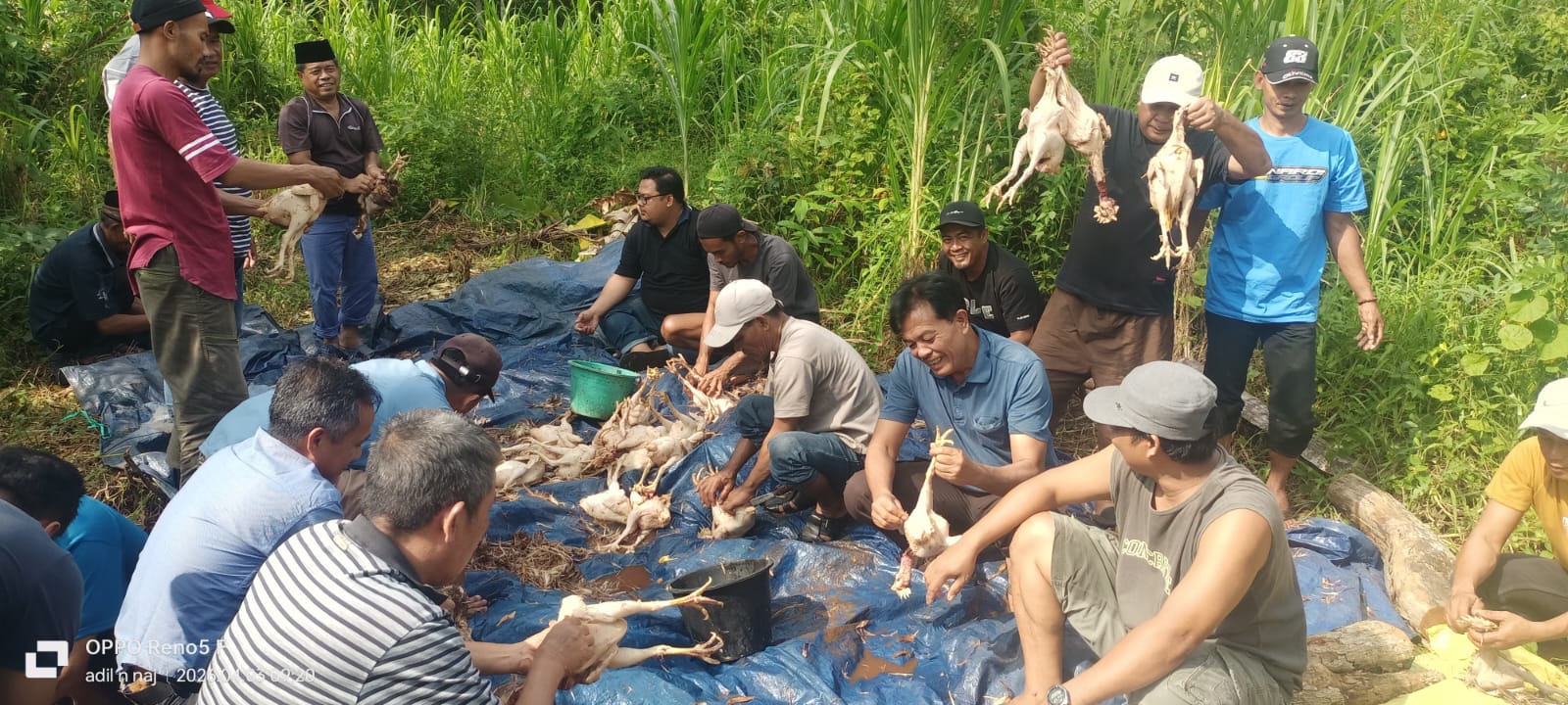 Kebersamaan Warga RW 04 Dusun Kepahiang Saat Pesta Pernikahan 