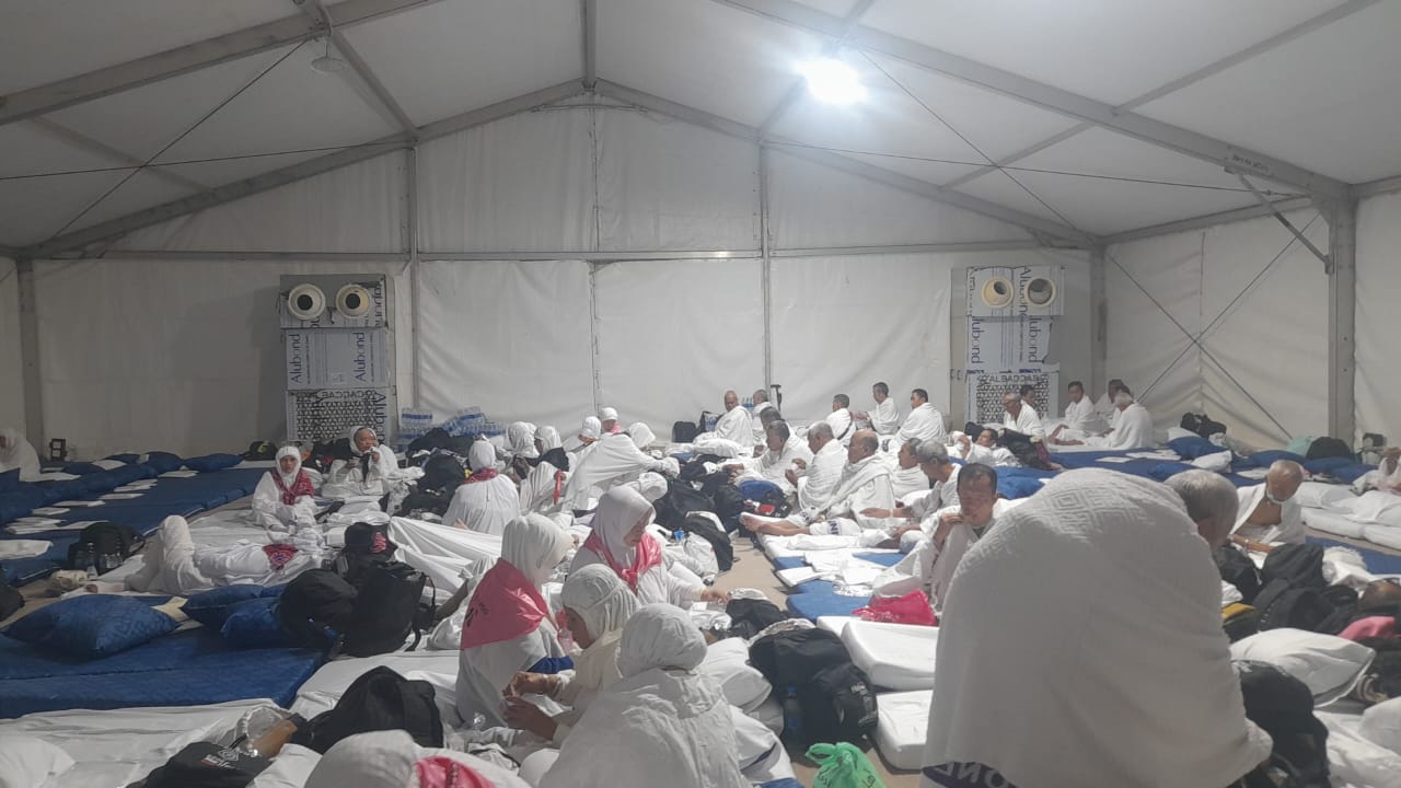 Cuaca Panas Jelang Wukuf, Jemaah Haji Kepahiang Tiba di Tenda Arafah