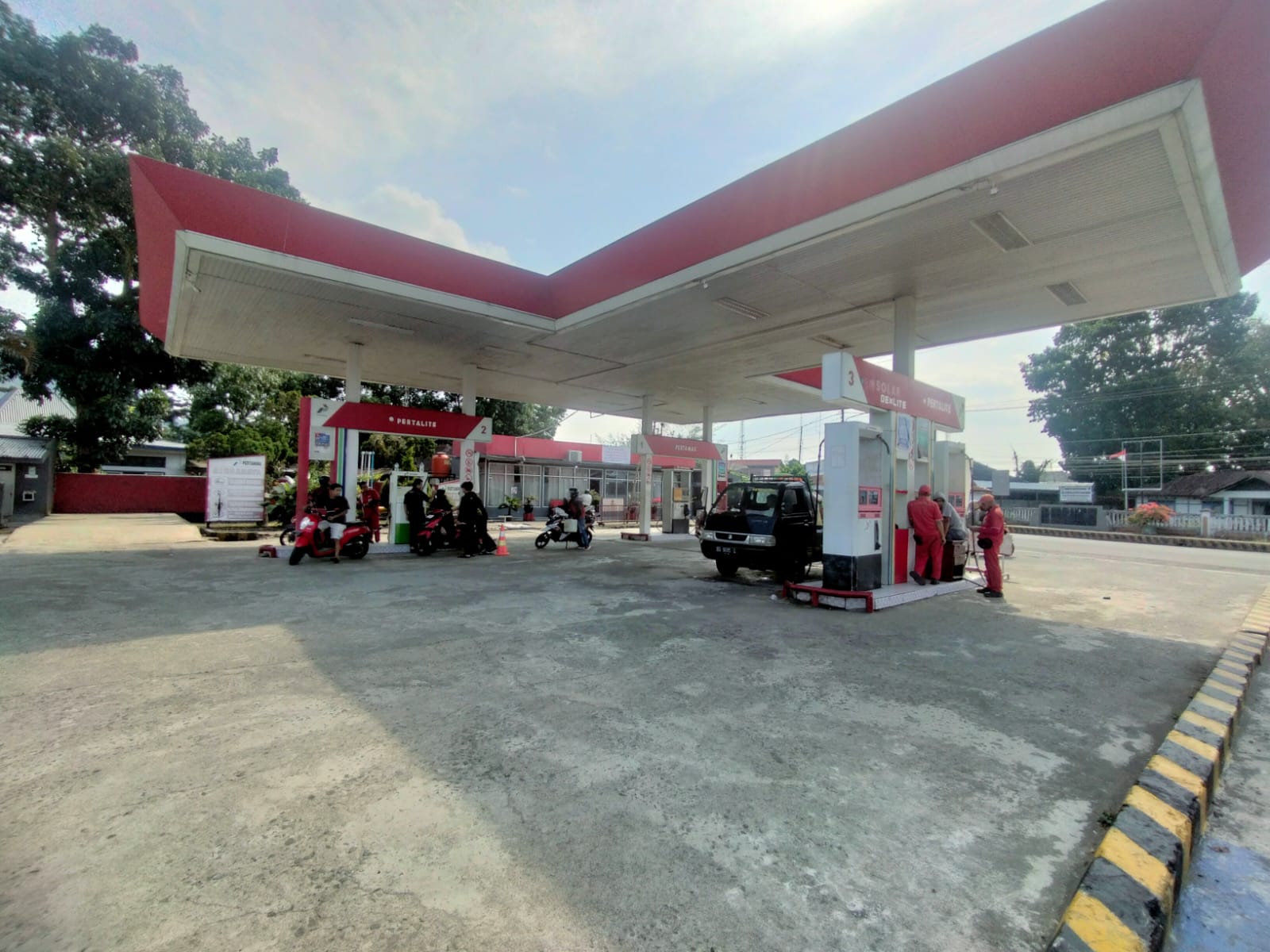 Sudah 4 Hari Kosong, Pertamina Stop Pendistribusian BBM SPBU Pasar Kepahiang!