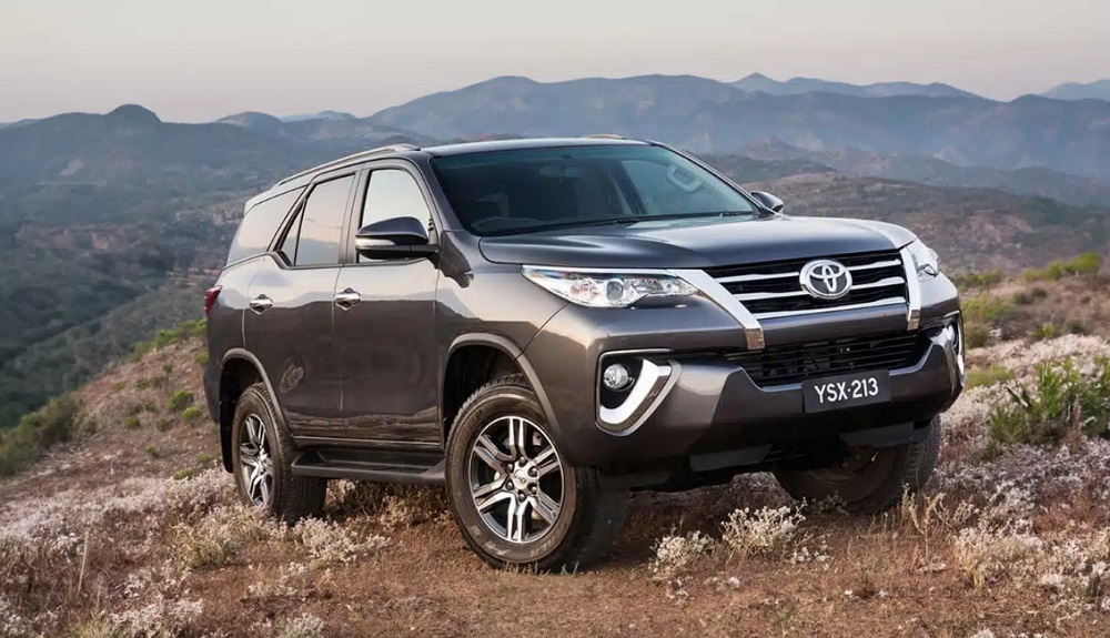 Toyota Fortuner, SUV Tangguh Tetap Jadi  Saingan Berat di Pasar Otomotif Indonesia