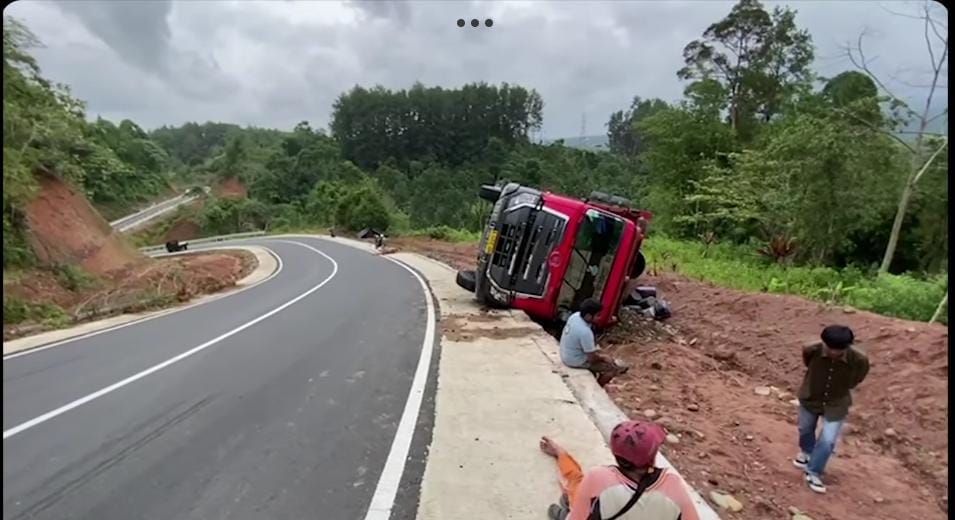 Belum Ada Rambu-Rambu, Kapasitas Muatan Jalan Ring Road Maksimal 8 Ton