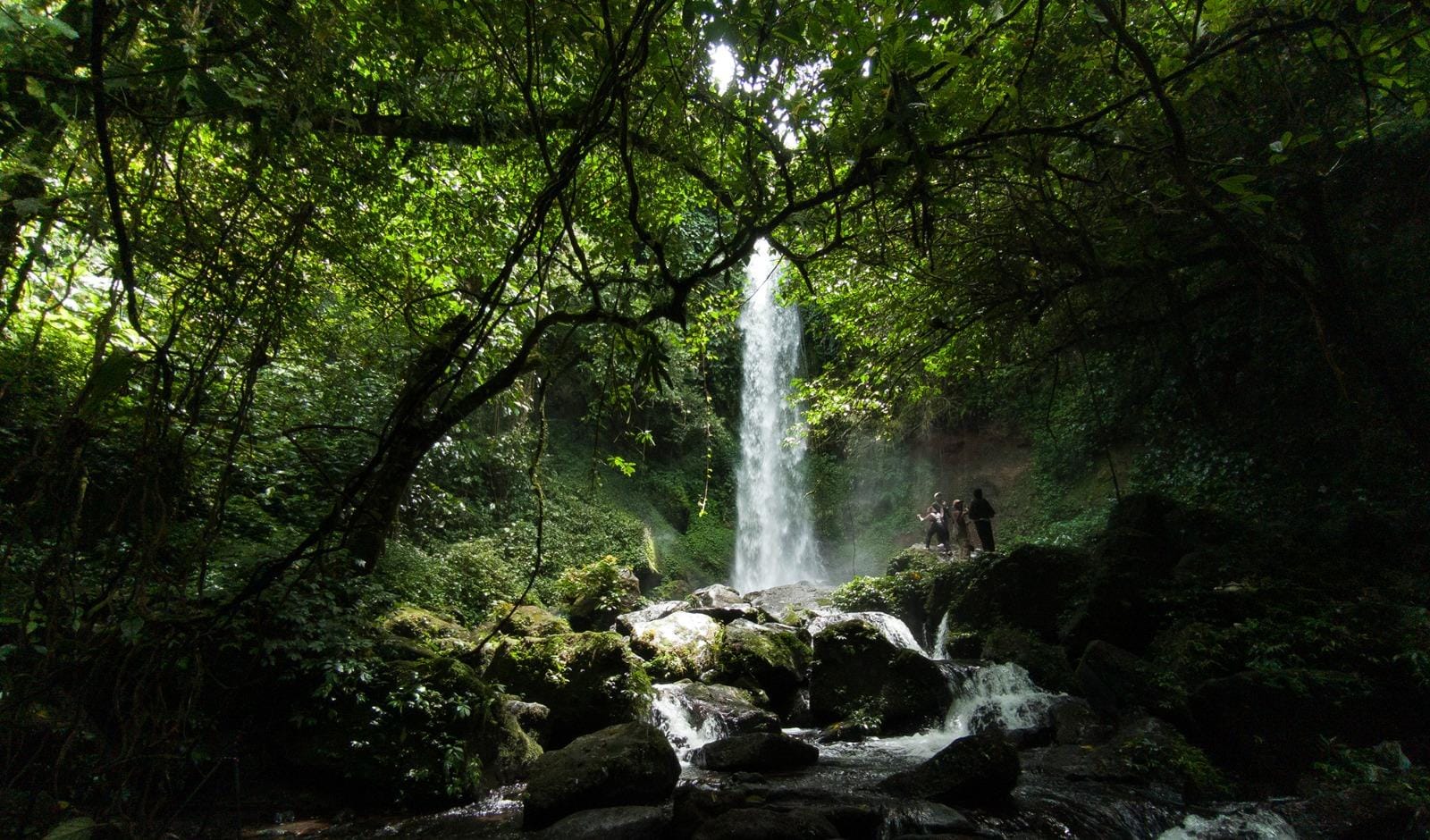 Air Terjun Pipa Belanda, Spot Instagramable Wisata Tersembunyi di Kepahiang