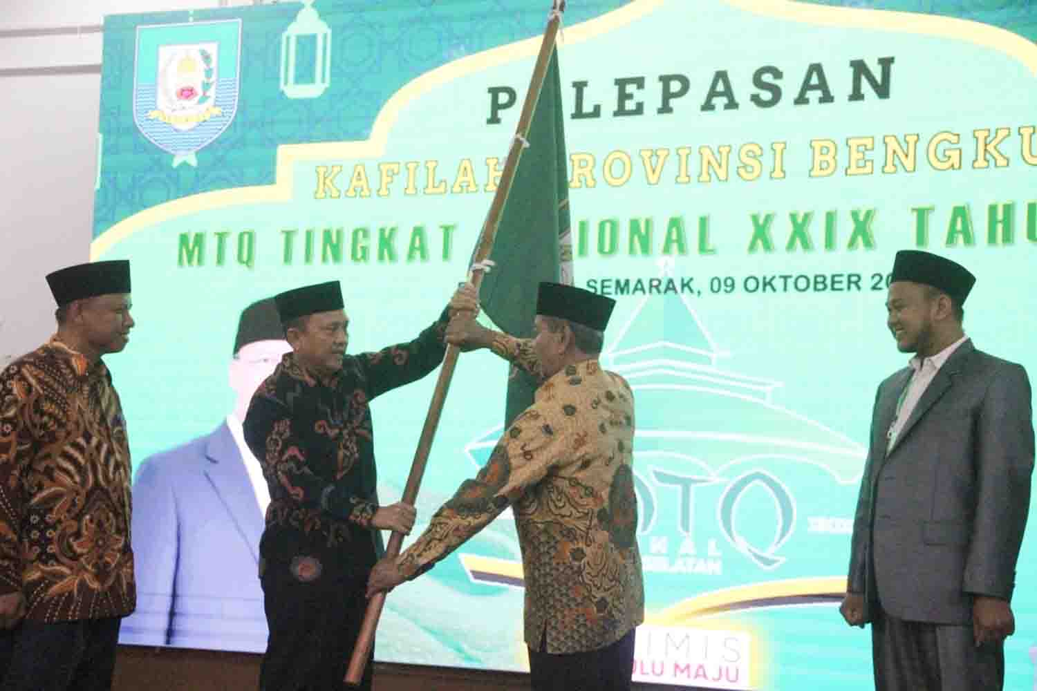 Lepas Kontingen MTQ, Ini Pesan Hamka Sabri