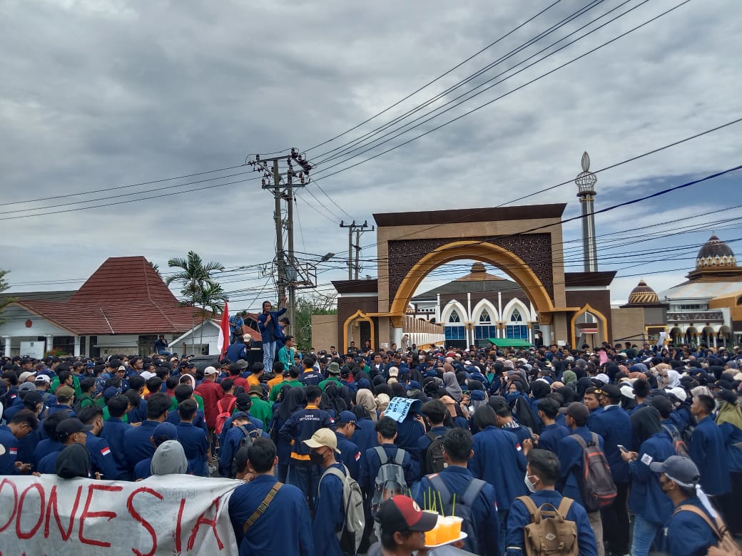 Begini Demo Mahasiswa Tolak Kenaikan BBM di Bengkulu Hari Ini