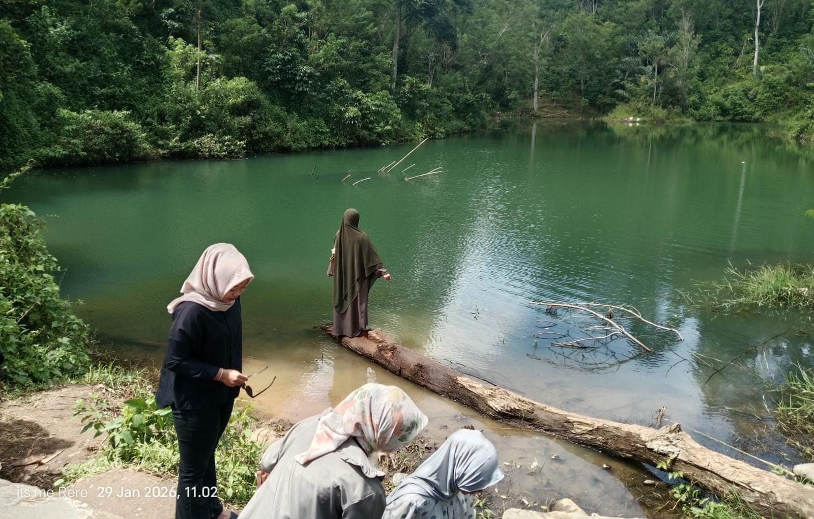 Fomo Dengan Destinasi Danau Viral di Kepahiang, Pengunjung Ini Rela Datang Dari Jauh